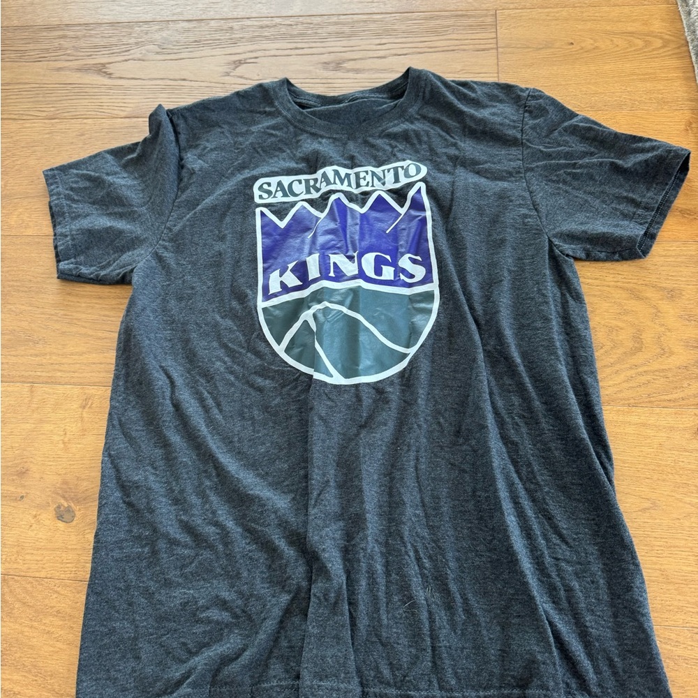 Sacramento Kings Graphic T-Shirt